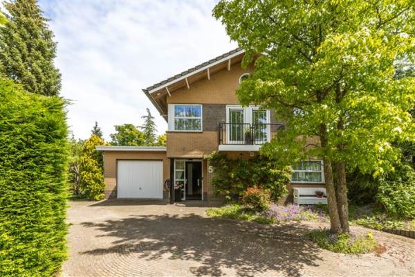 Woning Maandenweg 5 Almere