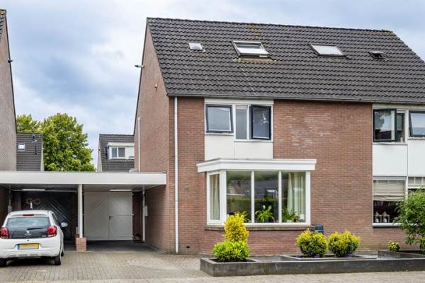 Woning De Jachtvalk 75 Almelo