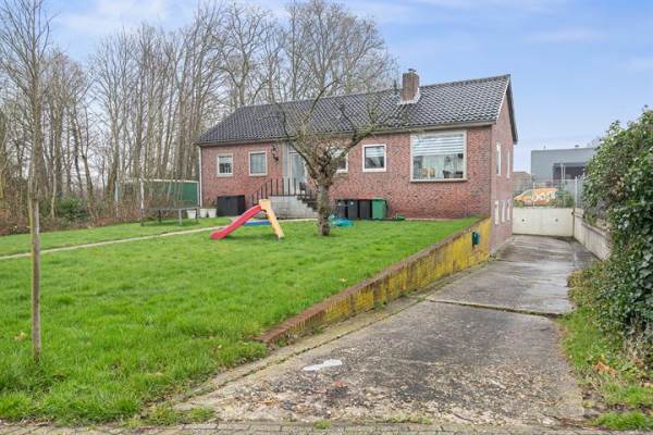 Woning H.F.Dresselhuisstraat 1 Bad Nieuweschans