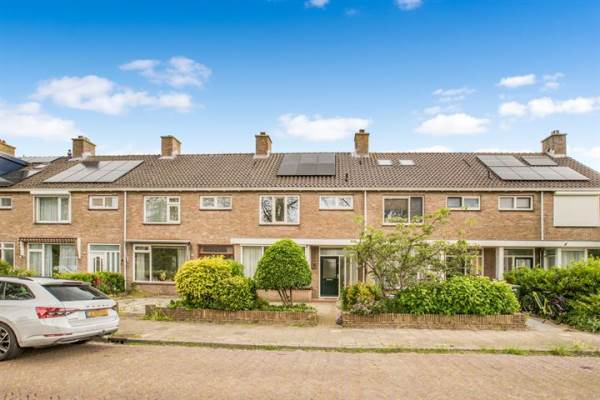 Woning Debora Bakelaan 13 Heemskerk