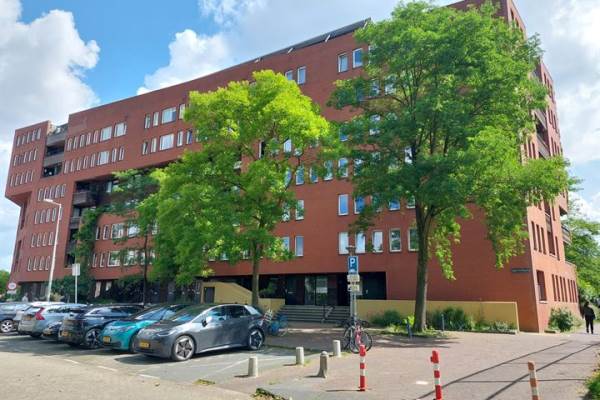 Woning Waterkeringweg 137 Amsterdam