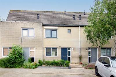 Woning Marga Klompéstraat 16 Velserbroek