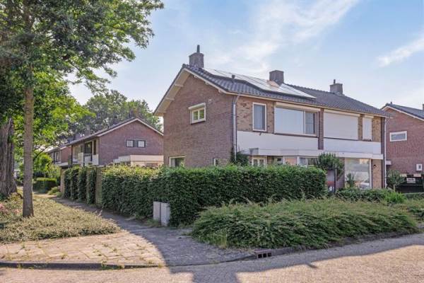 Woning Bilderdijkstraat 16 Nuenen