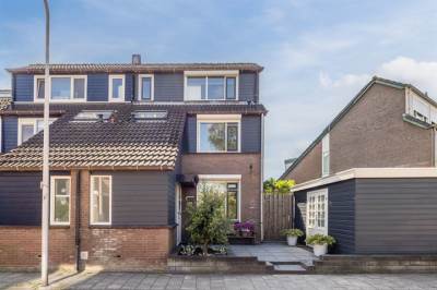 Woning Jhr Mr A F de Savornin Lohmanstraat 86 Zuidland