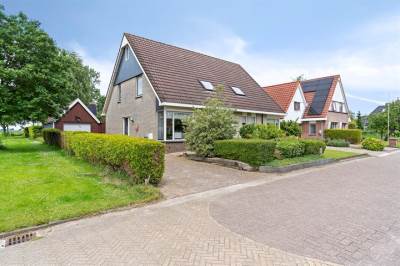 Woning Netarisappel 48 St.-Annaparochie