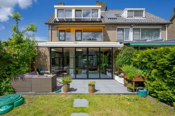 Woning Van Helsdingenlaan 23 Voorschoten