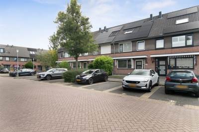 Woning Aleijd van Strienhof 18 Poortugaal