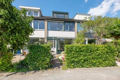 Woning Mr.J.C.Bührmannlaan 107 Weesp