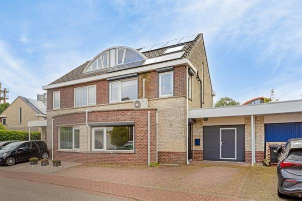 Woning Parelmoerboog 4 Terneuzen