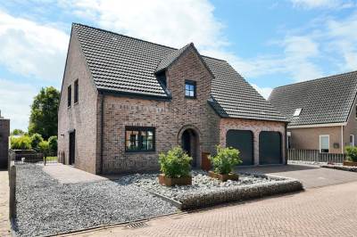 Woning Vlaskam 12 Zevenbergschen Hoek (Gem. Moerdijk)