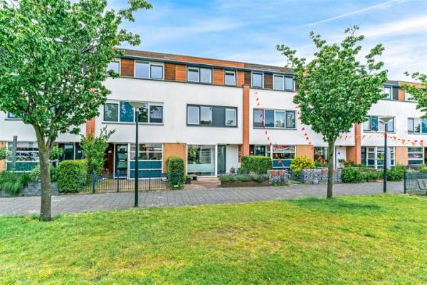 Woning Plevierstraat 54 Maassluis