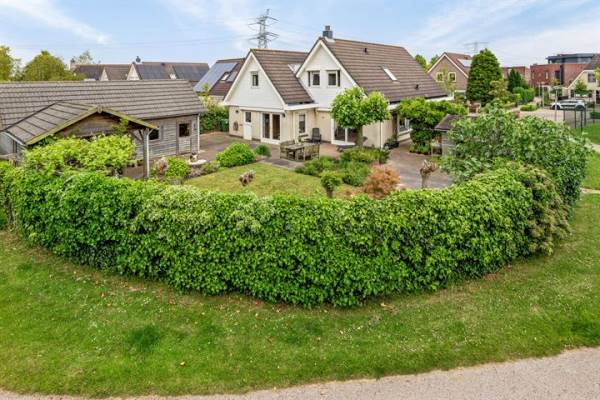 Woning Stadhoudersweg 16 Nieuw-Beijerland