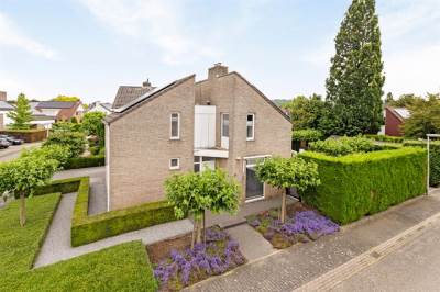 Woning Rustenburgstraat 21 Bunde