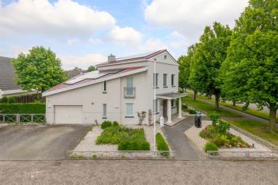 Woning Abraham Bloemaertstraat 11 Waalwijk