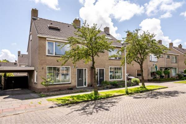 Woning Prunuslaan 19 Rockanje