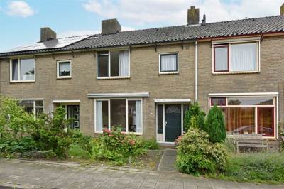 Woning Kennedylaan 82 Nieuwkoop