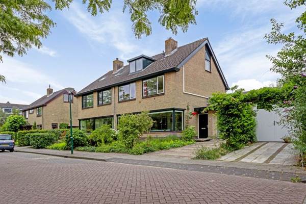 Woning Johan van Gorkumstraat 2 Abcoude