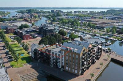 Woning IJsbaankade 139 Huizen