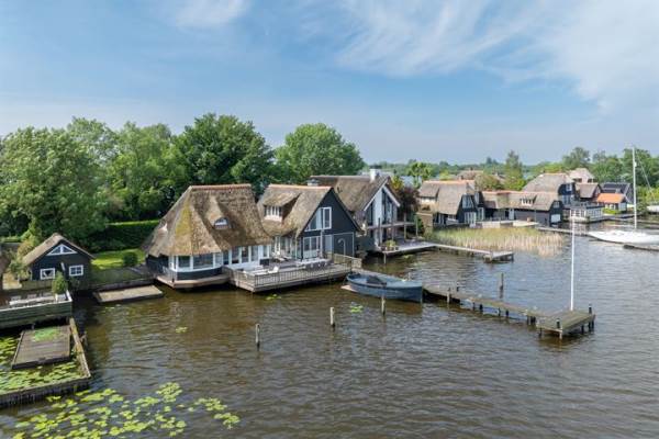 Woning Nieuw-Loosdrechtsedijk 256 Loosdrecht