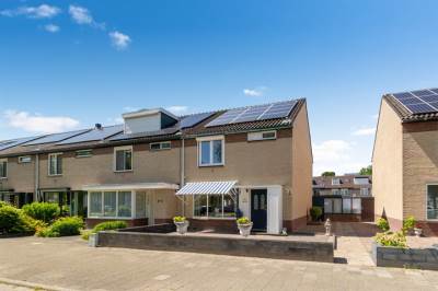 Woning Beneluxlaan 310 Heemskerk