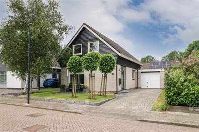 Woning Bernhardlaan 18 Midlum