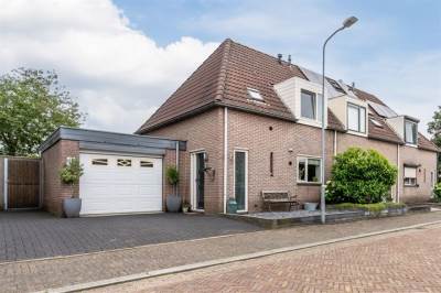 Woning Valkstraat 1 Wapenveld