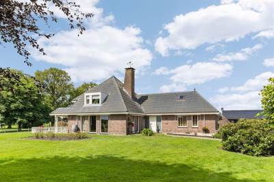 Woning Reuveldsweg 2 Broekland