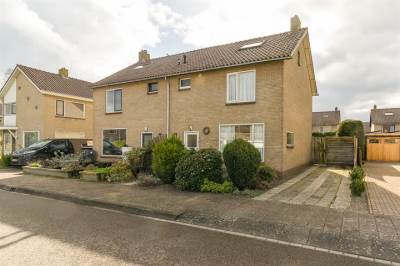 Woning Zandsteenstraat 52 't Harde