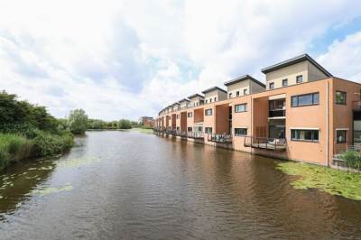 Woning Etudestraat 101 Hellevoetsluis