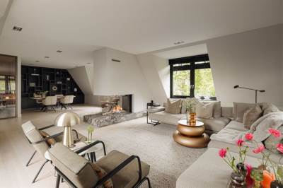 Woning Rijksweg-West 10h Laren (NH)