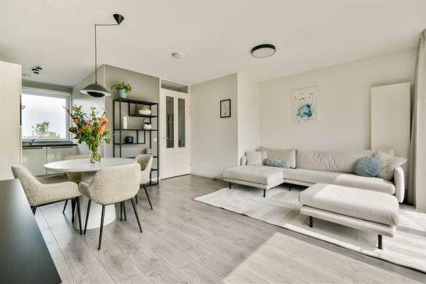 Woning Pieter Oosterhuisstraat 100 Amsterdam