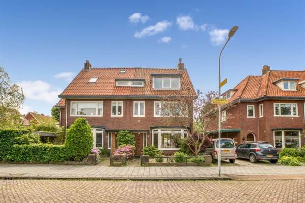 Woning Koningin Wilhelminalaan 12 Castricum