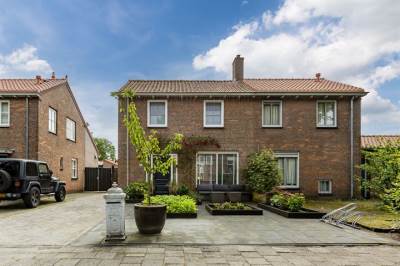Woning Bernhardstraat 24 Rijen