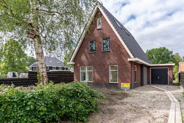 Woning Buorsterwyk 28 Lippenhuizen