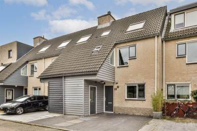 Woning Johan Frisolaan 23 Sassenheim
