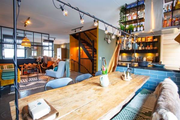 Woning van Ruisdaelstraat 56 Zwijndrecht