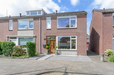 Woning Populierenstraat 42 's-Gravenzande