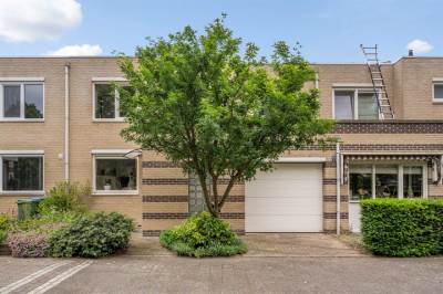 Woning Gustav Stresemannring 21 Vlaardingen