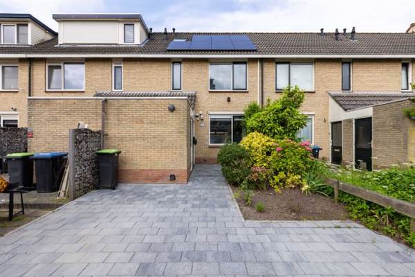 Woning Merwedestraat 23 Spijkenisse