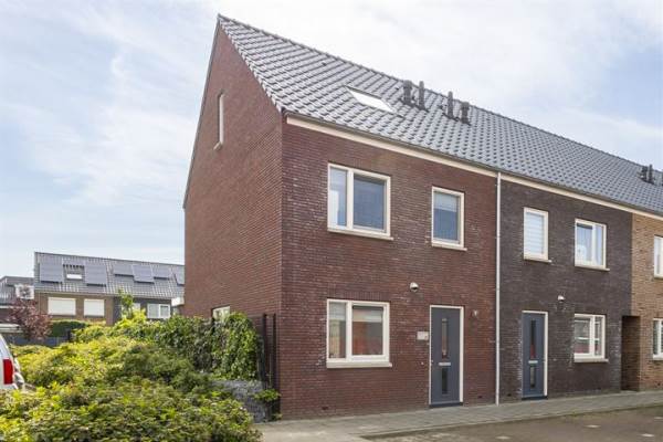 Woning Steek 11 Hardinxveld-Giessendam