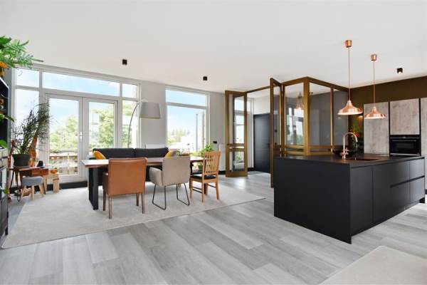 Woning Esdoornstraat 131 Den Haag