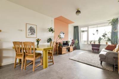 Woning Hogevecht 81 Amsterdam