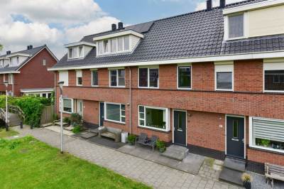 Woning Pastoor J. van Dijklaan 53 De Kwakel
