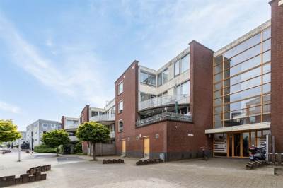 Woning Muiderslotpad 76 Hellevoetsluis