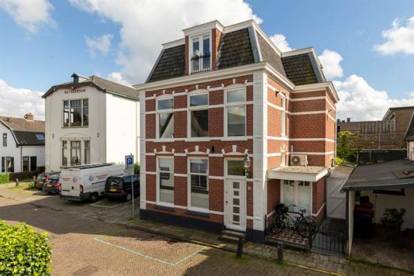Woning Burgemeester Penstraat 2B Baarn
