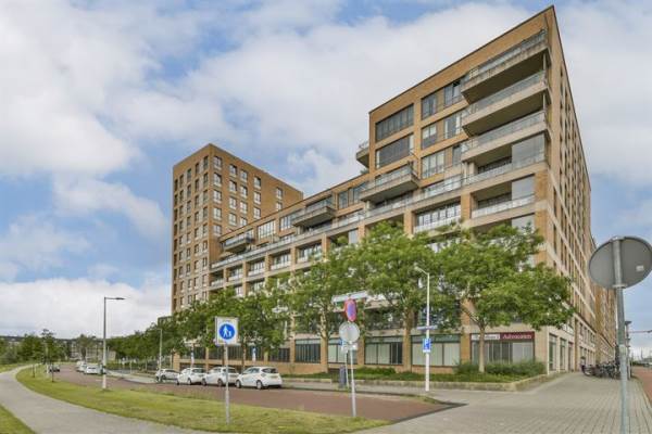 Woning Titus van Rijnstraat 165 Amsterdam