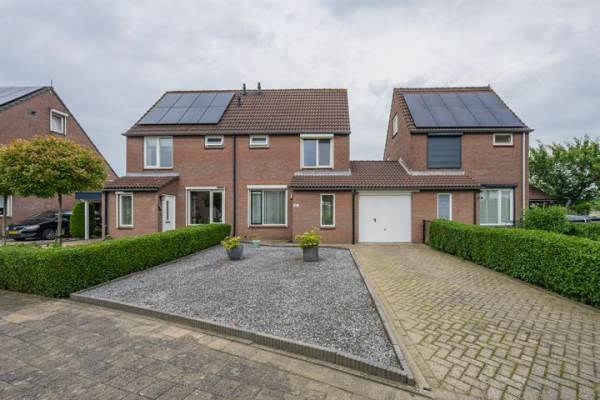 Woning Notaris van Aalstweg 14a Waardenburg
