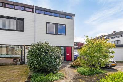 Woning Loevestein 14 Landsmeer