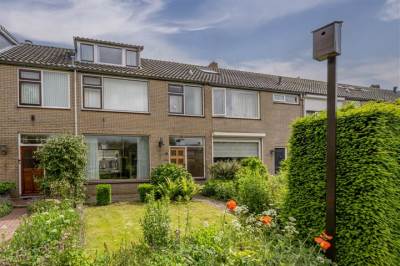 Woning Vlietstraat 35 Klaaswaal