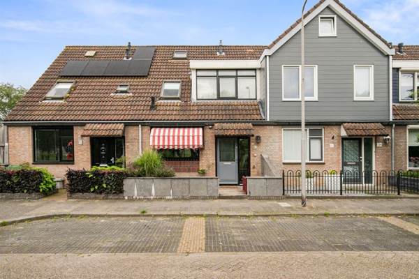 Woning Dotterbloemstraat 61 Klaaswaal